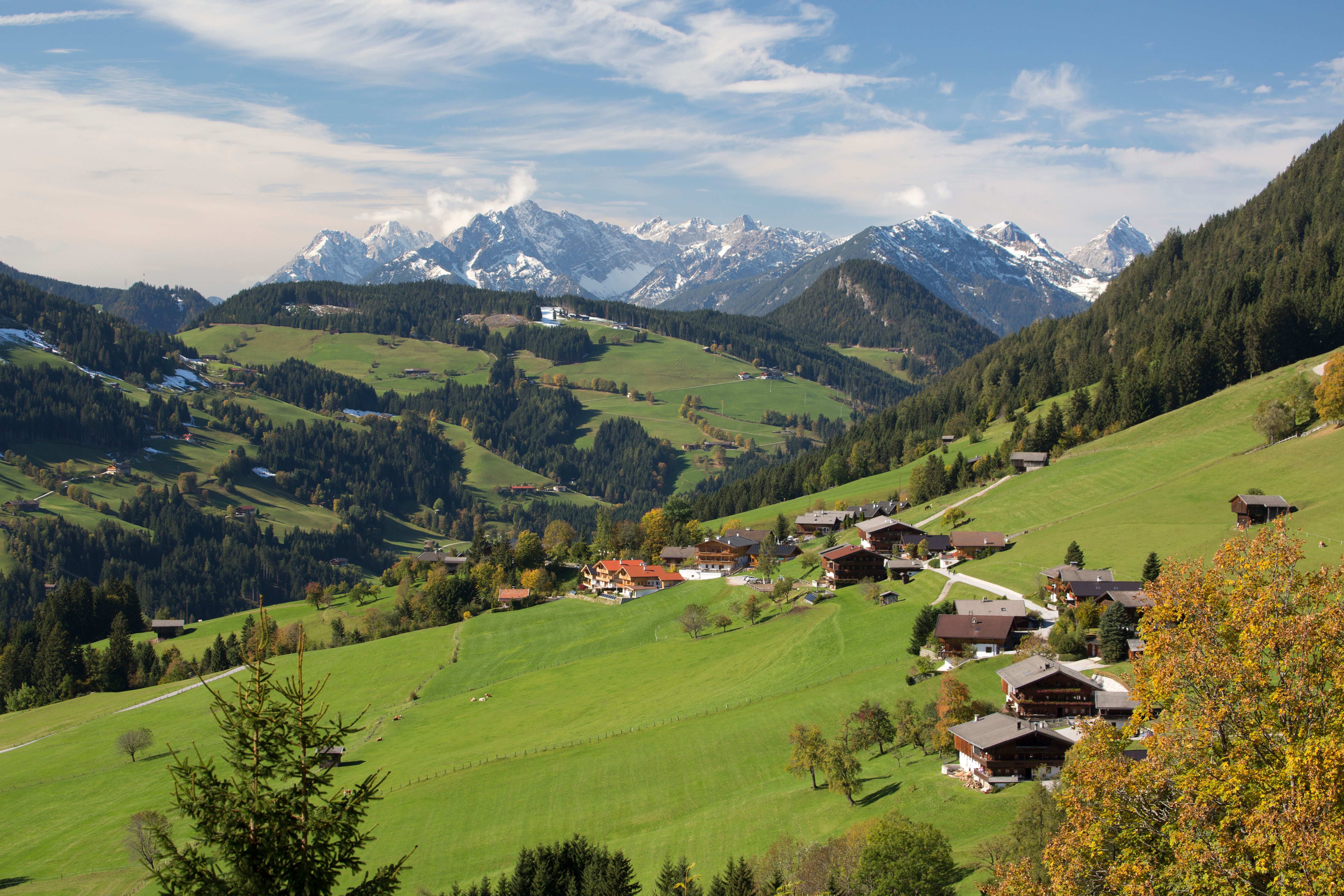 アルプバッハのホテル オーストリアのアルプバッハにある307軒の格安ホテルのお得な宿泊プラン