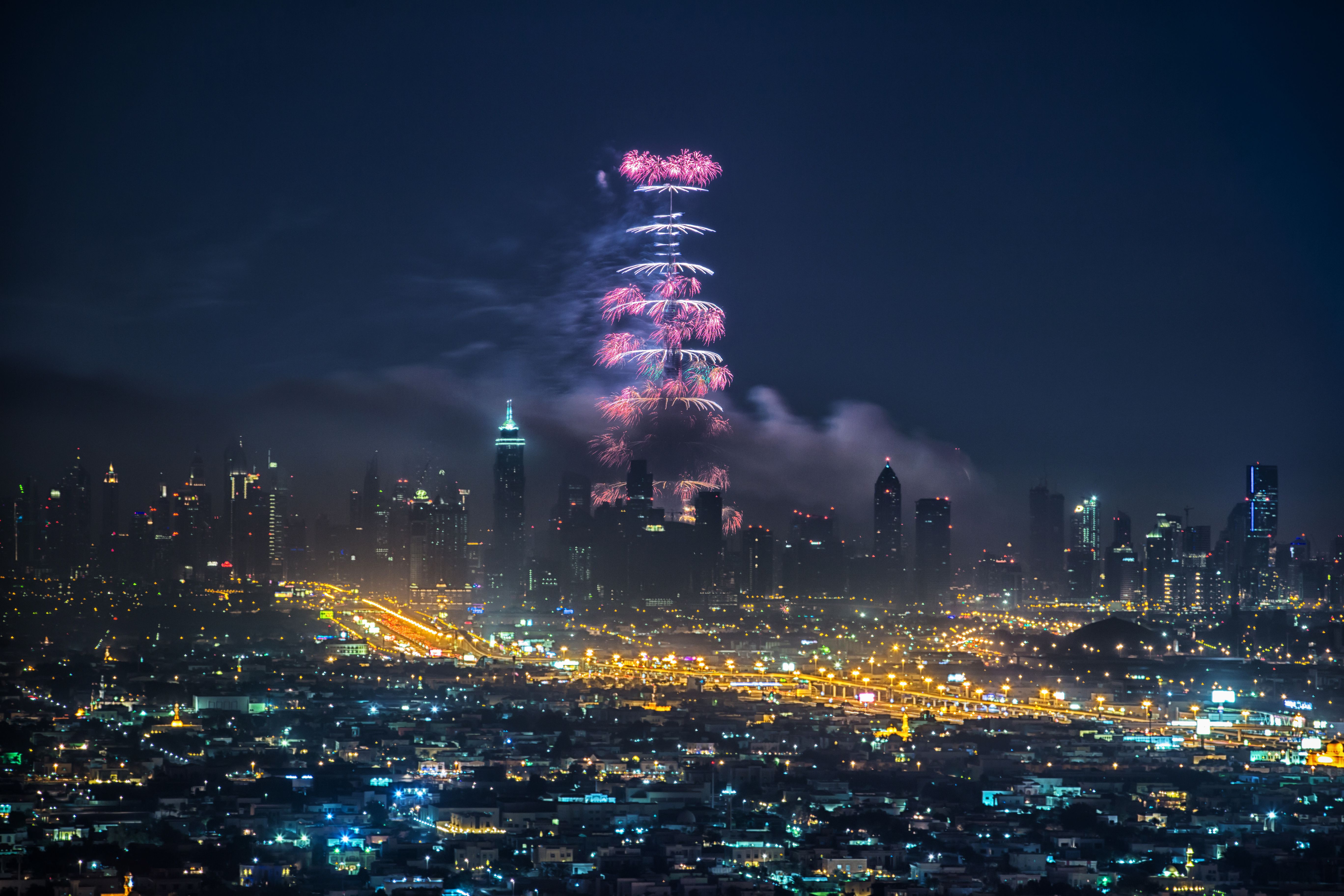 ドバイのブルジュ ハリファ周辺にあるホテル 1 348軒のホテルの料金プラン