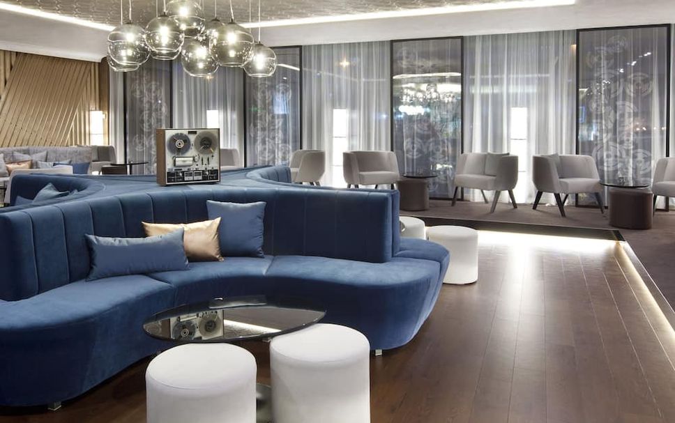 ラウンジ 写真