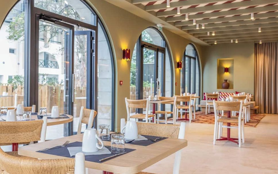 レストラン 写真