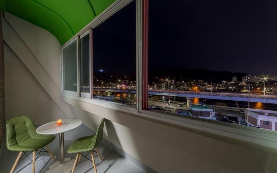 バルコニー 写真