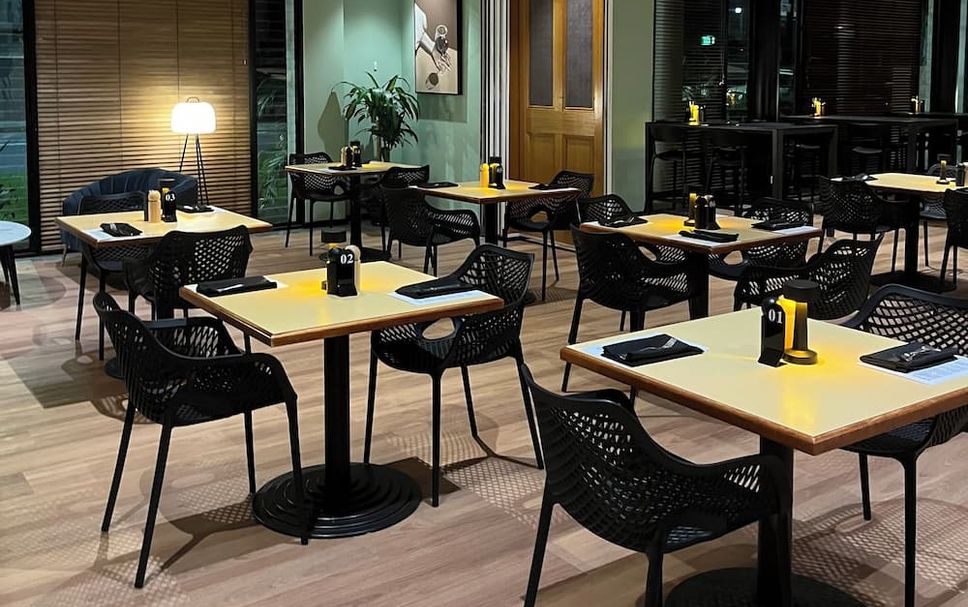 レストラン 写真