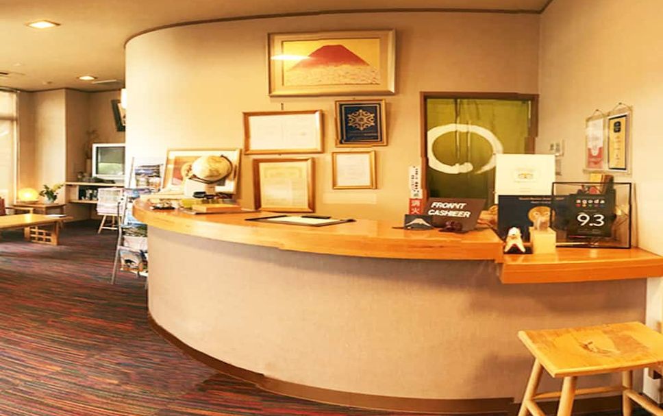 フロントデスク 写真
