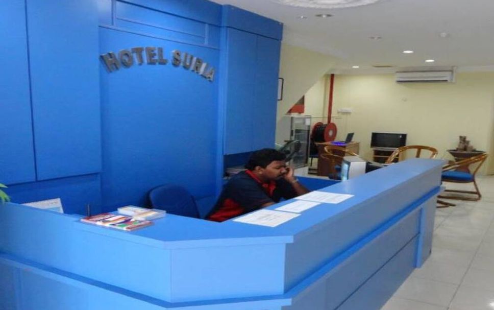 フロントデスク 写真