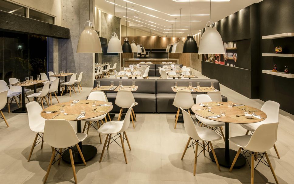 レストラン 写真