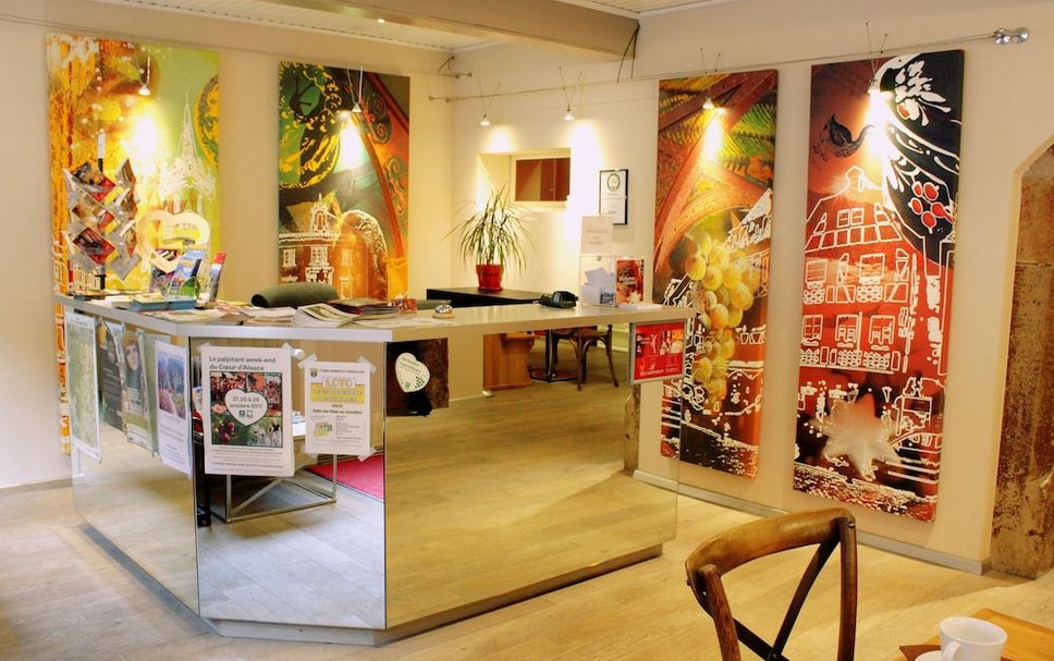 フロントデスク 写真