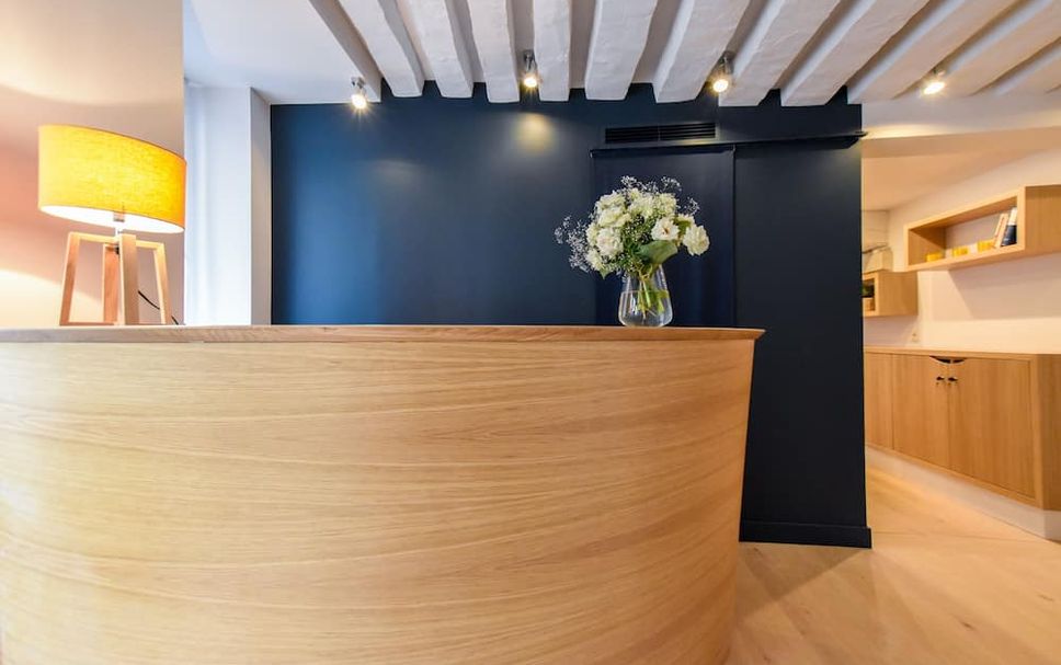 フロントデスク 写真