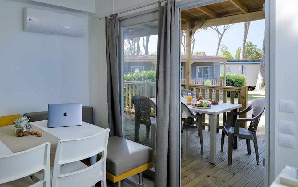 ダイニングルーム 写真