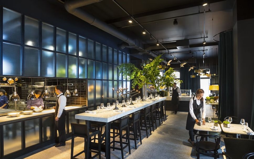 レストラン 写真