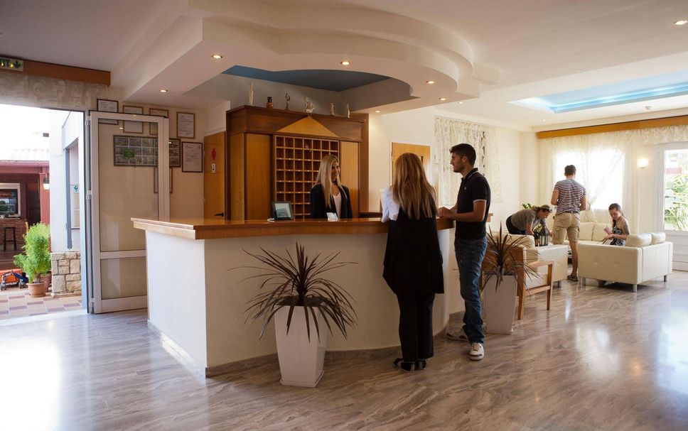 フロントデスク 写真