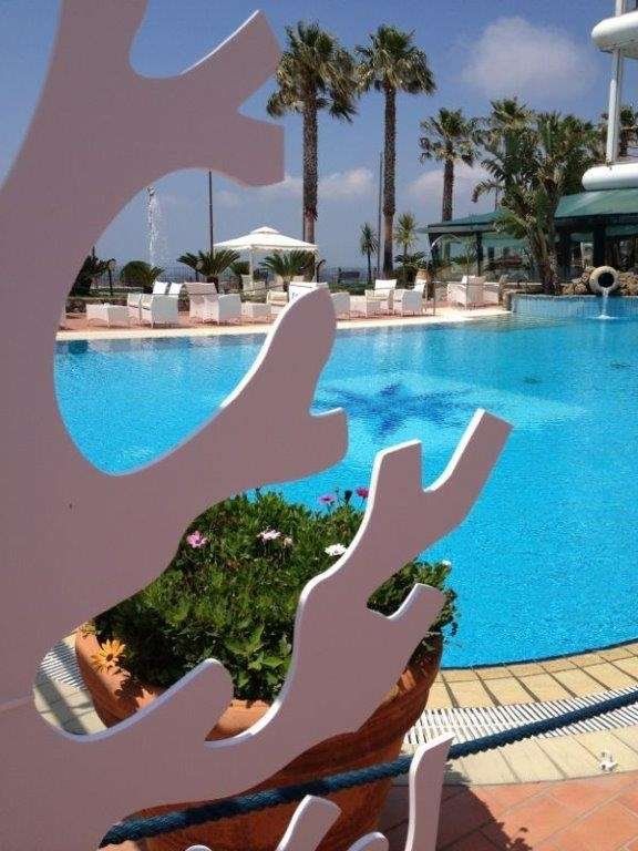 プール