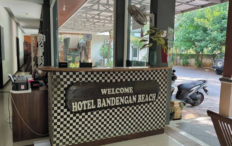 フロントデスク 写真