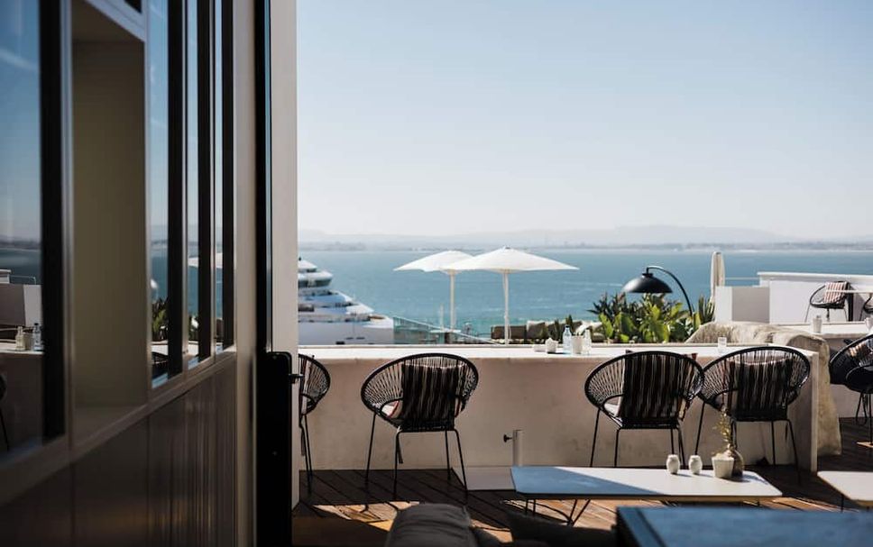 バルコニー 写真