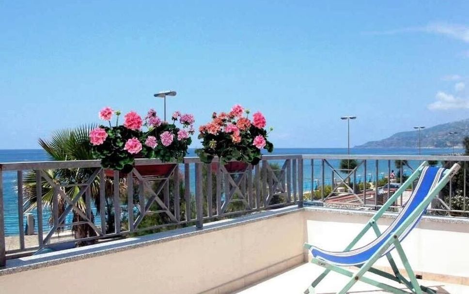 バルコニー 写真