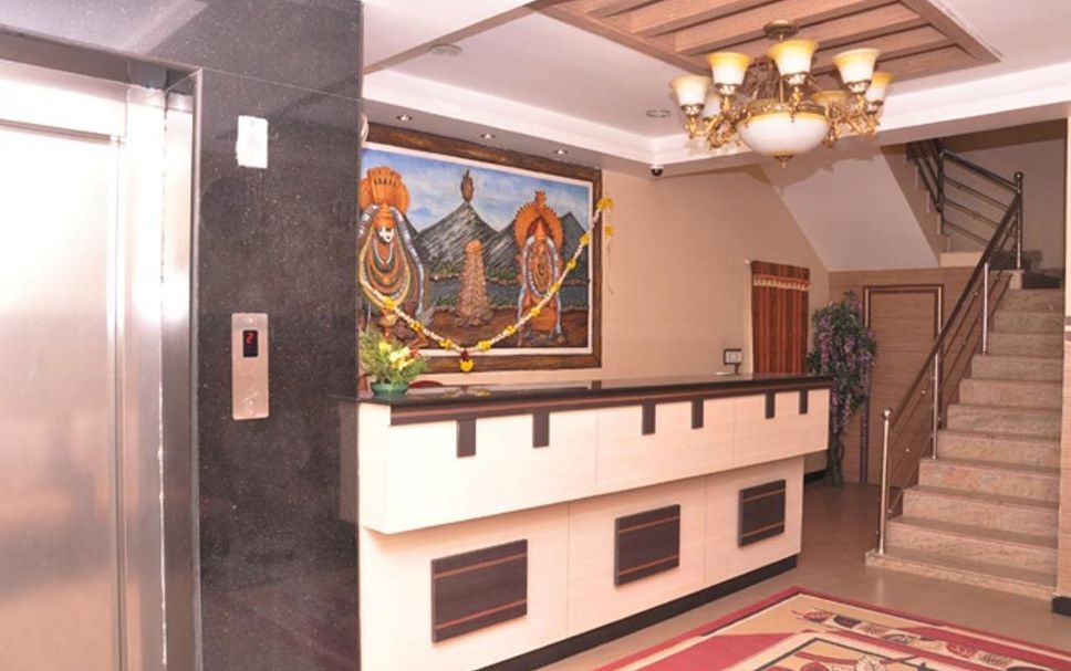 フロントデスク 写真