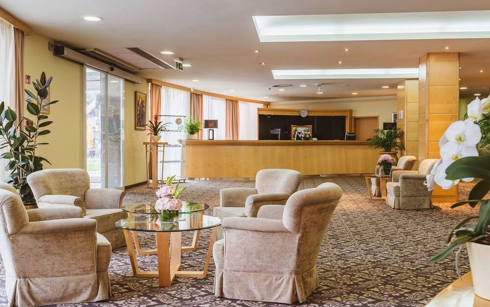 フロントデスク 写真