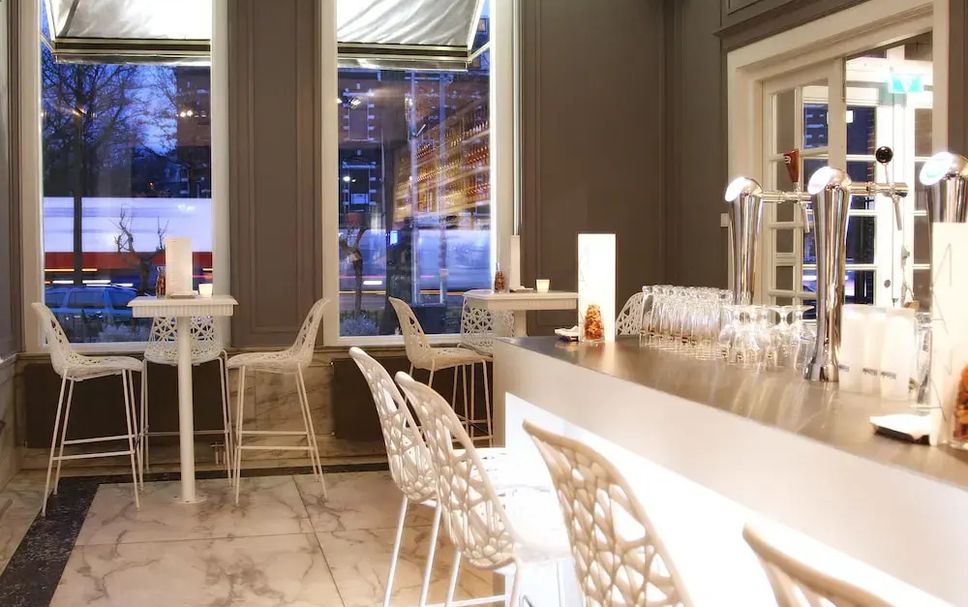 レストラン 写真