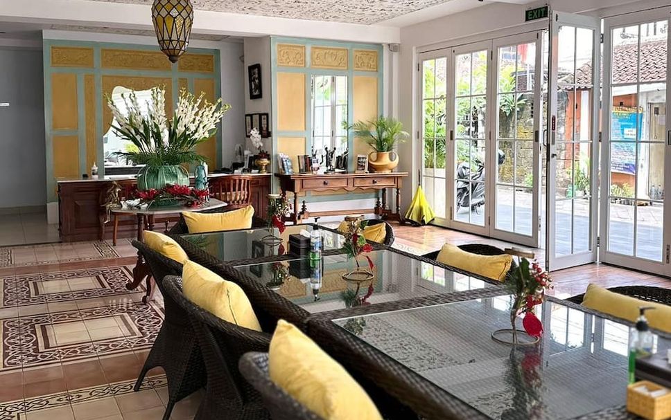 ダイニングルーム 写真