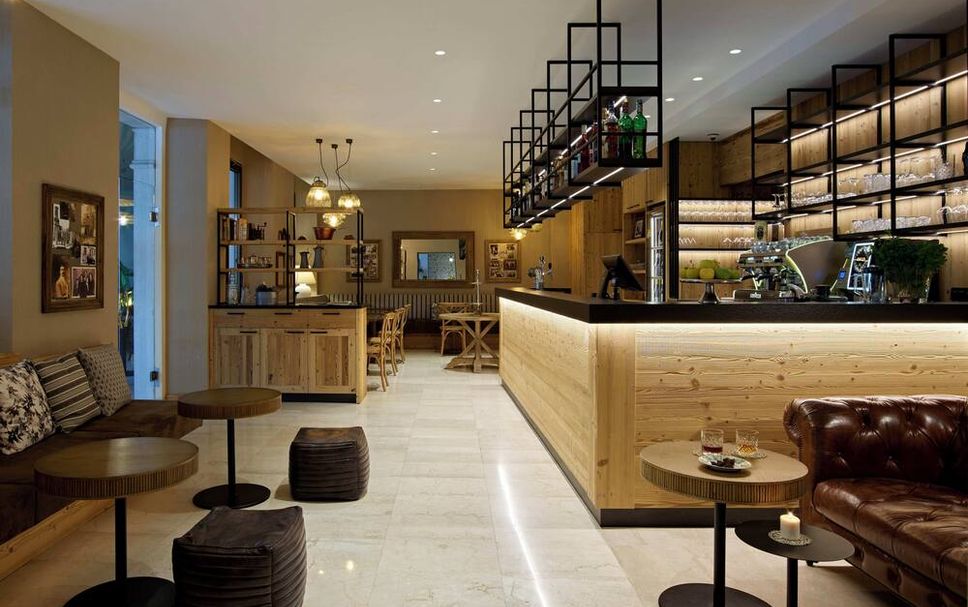 フロントデスク 写真