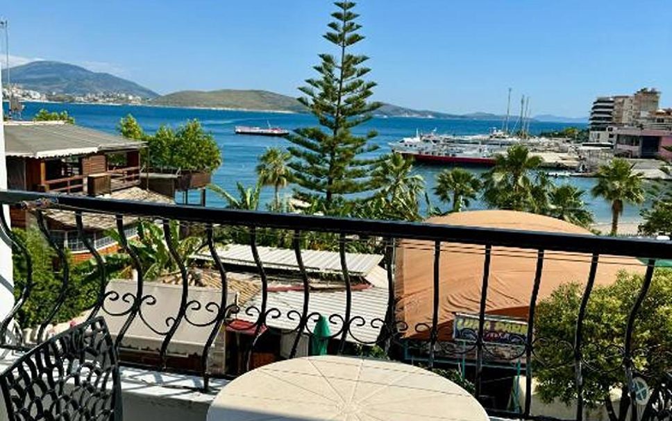 バルコニー 写真