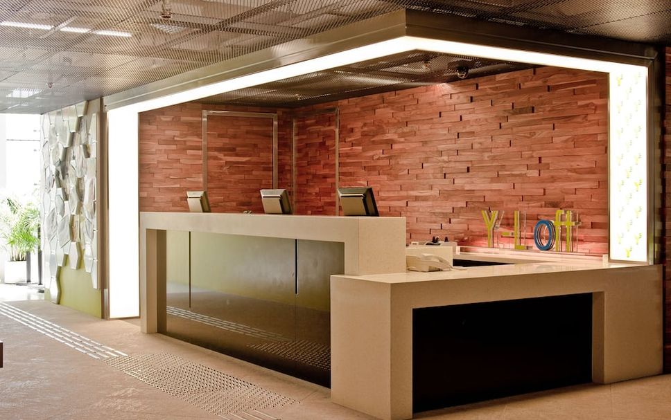 フロントデスク 写真