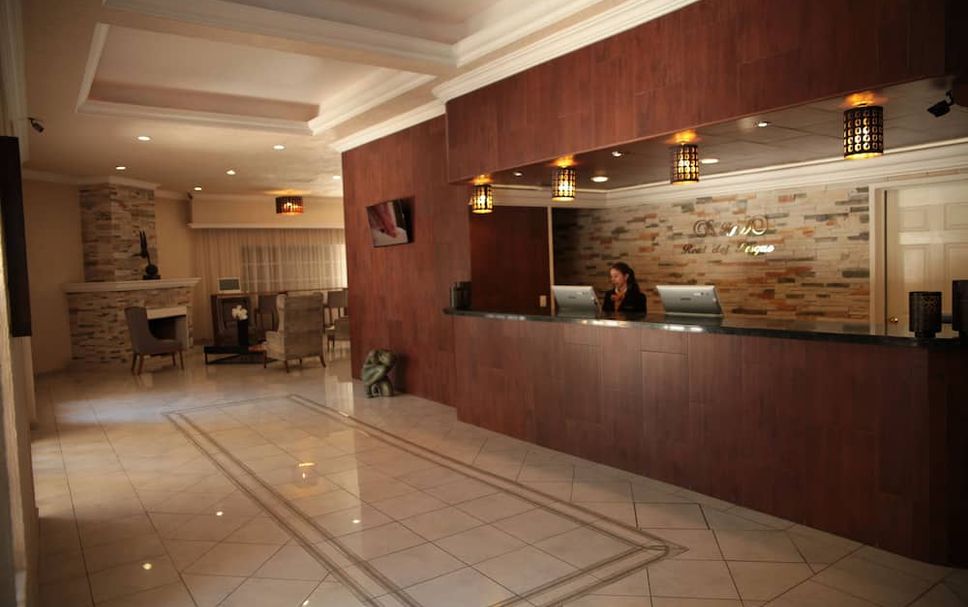 フロントデスク 写真