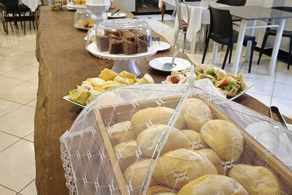 ビュッフェ