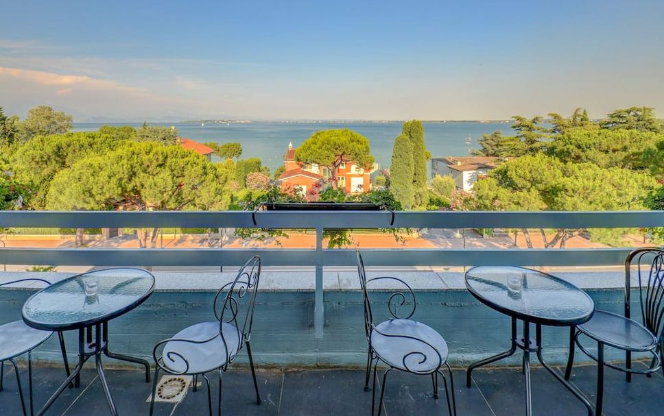 バルコニー 写真