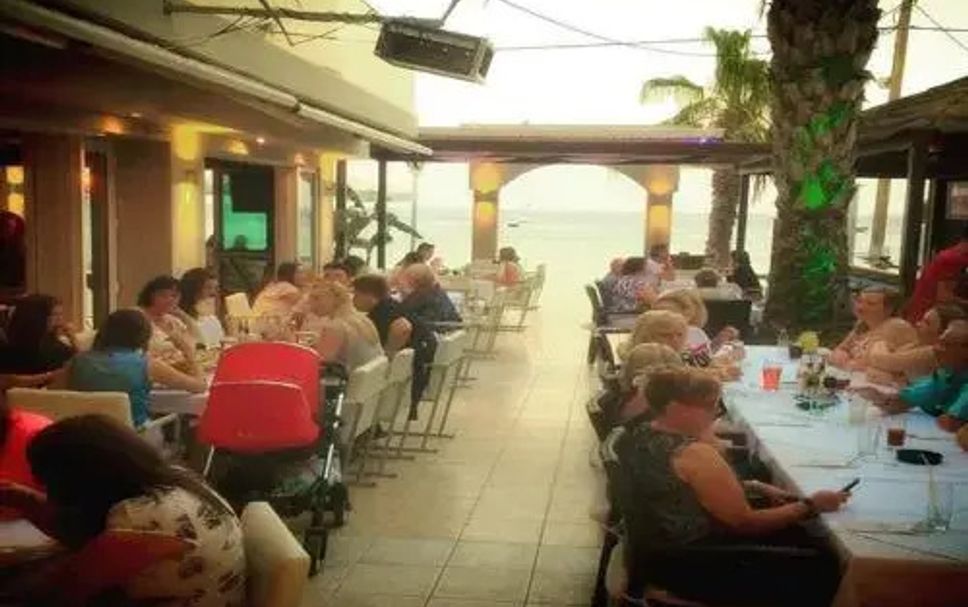 レストラン 写真