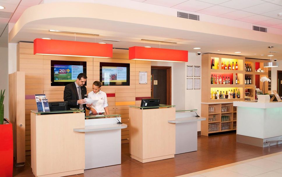 フロントデスク 写真