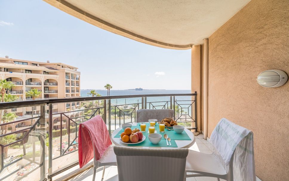 バルコニー 写真