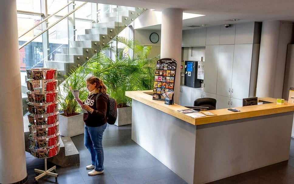 フロントデスク 写真