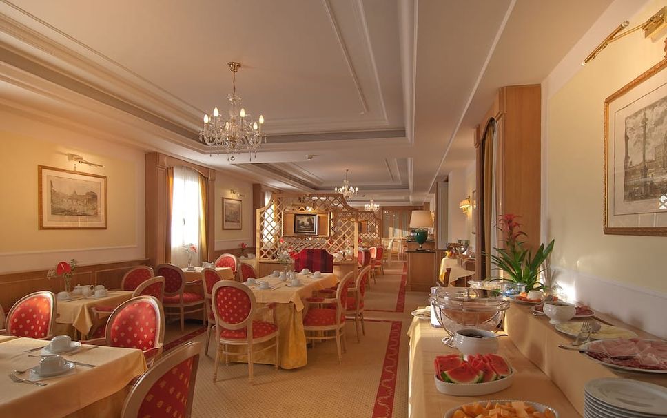 レストラン 写真