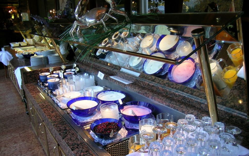 ビュッフェ 写真