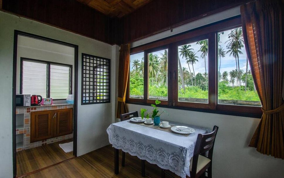 ダイニングルーム 写真