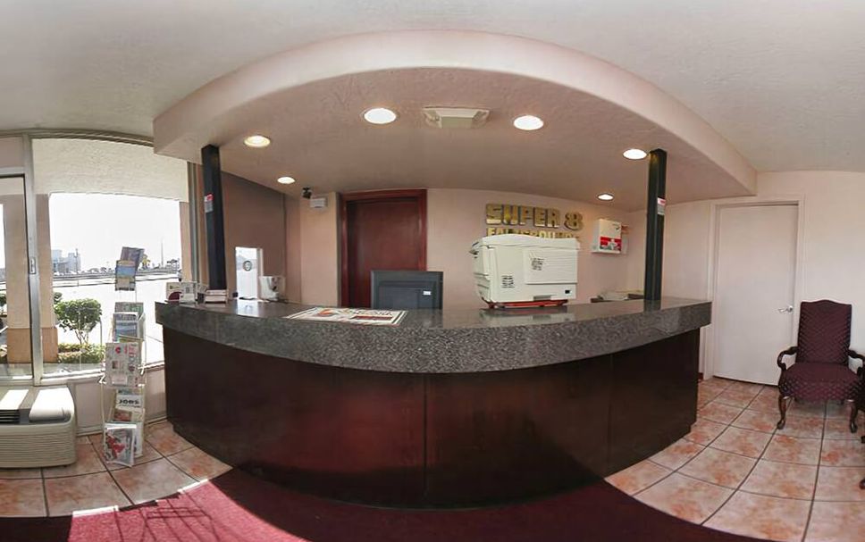 フロントデスク 写真