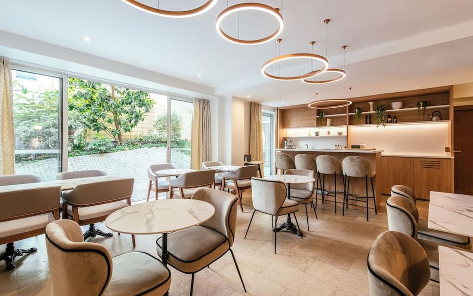 レストラン 写真