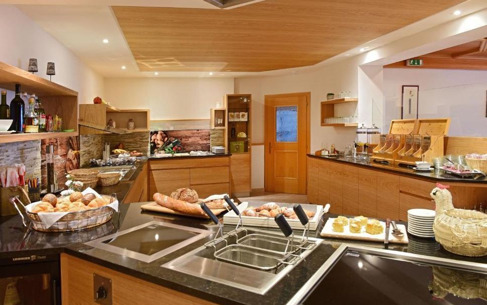 ビュッフェ 写真