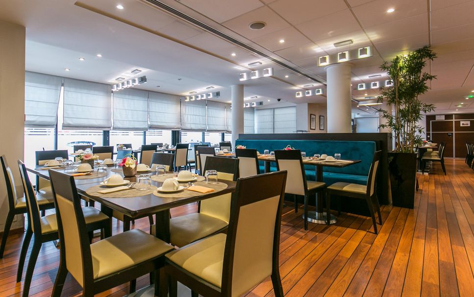 レストラン 写真