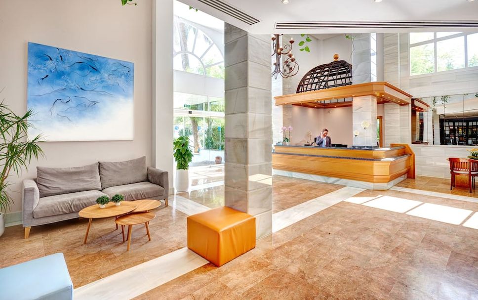 フロントデスク 写真