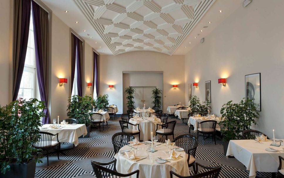 レストラン 写真