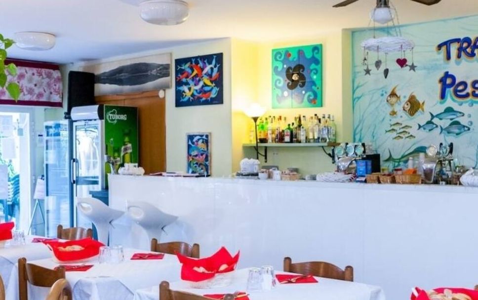 レストラン 写真