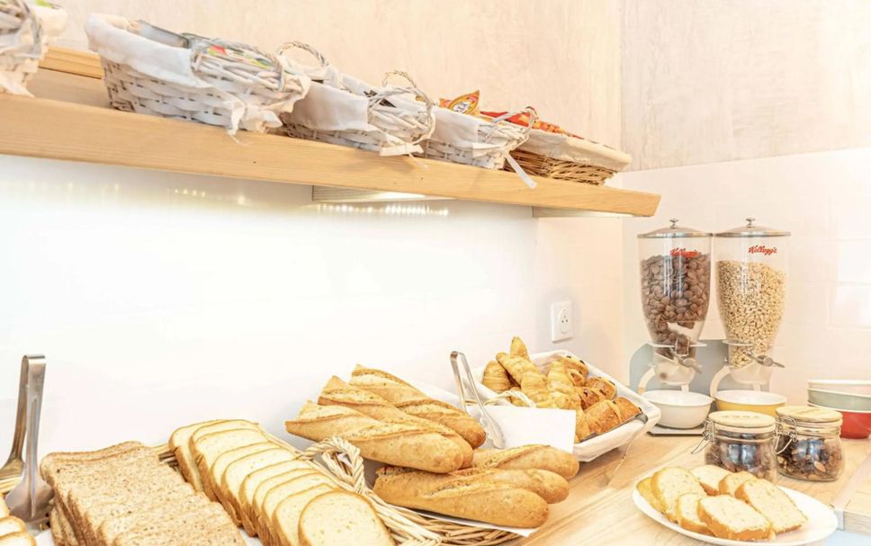 ビュッフェ 写真