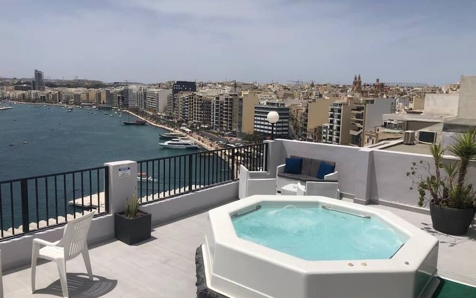 バルコニー 写真