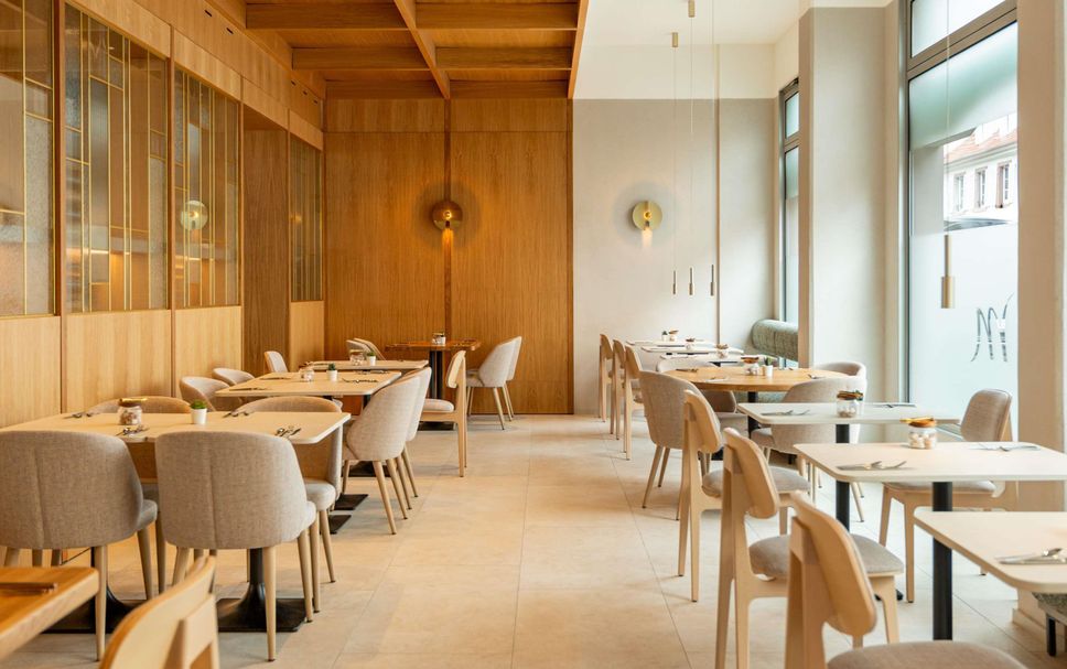 レストラン 写真