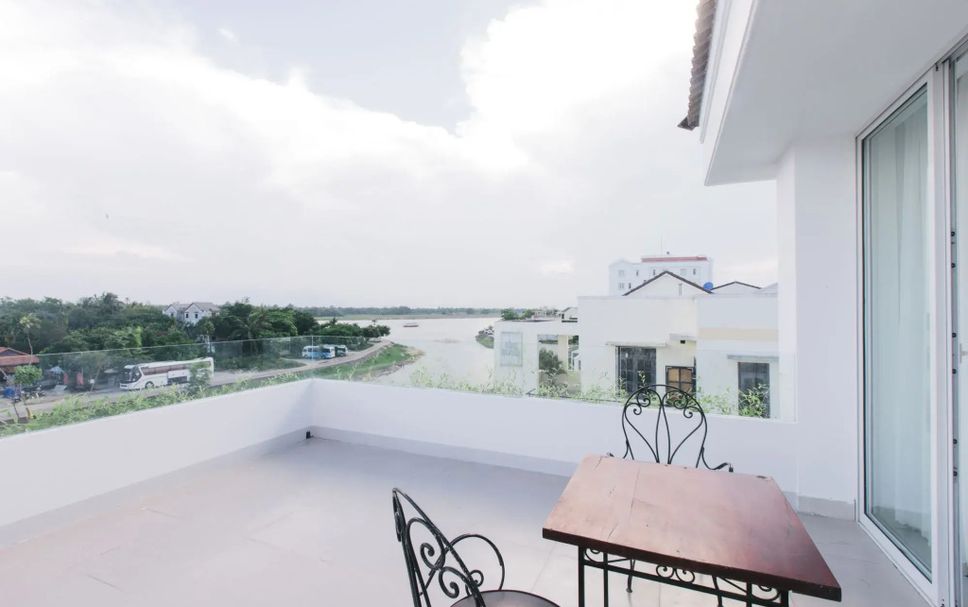 バルコニー 写真