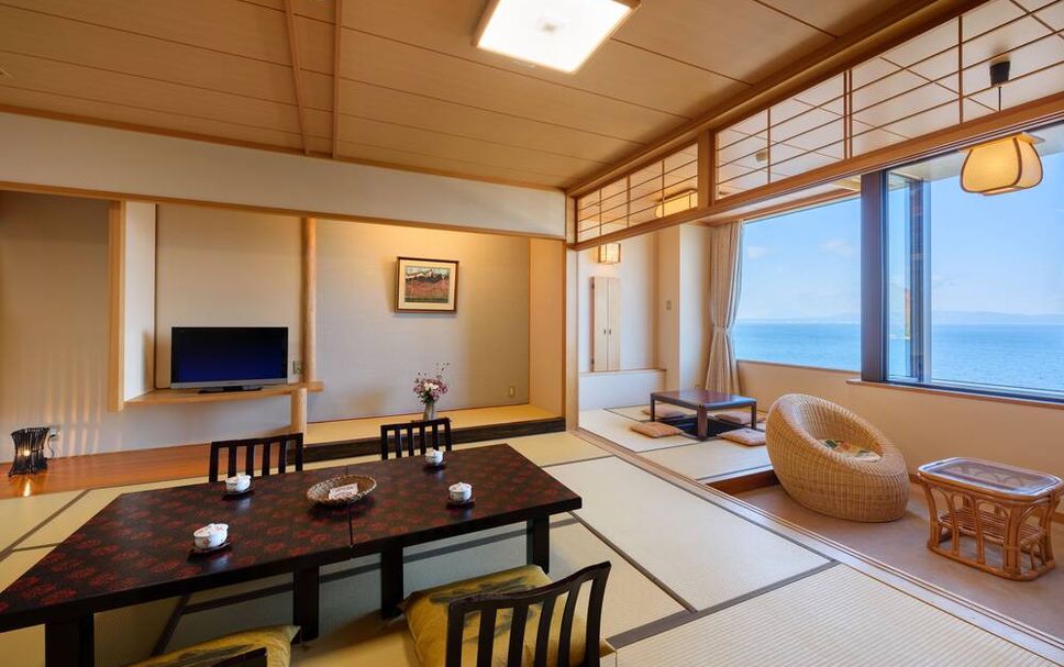 ダイニングルーム 写真