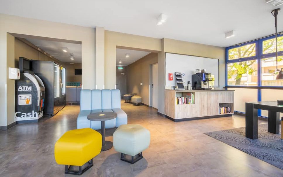 フロントデスク 写真