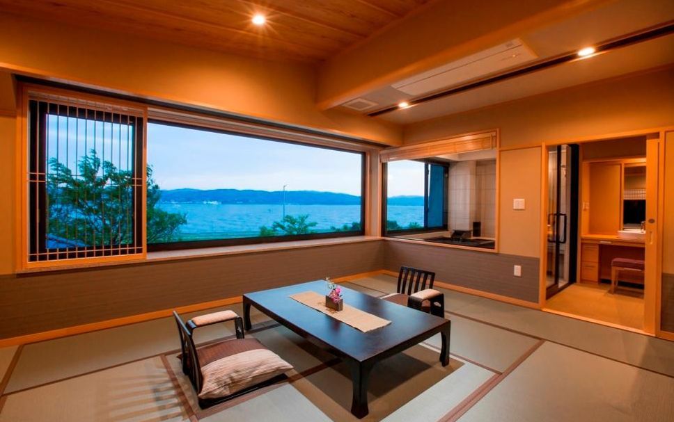 ダイニングルーム 写真