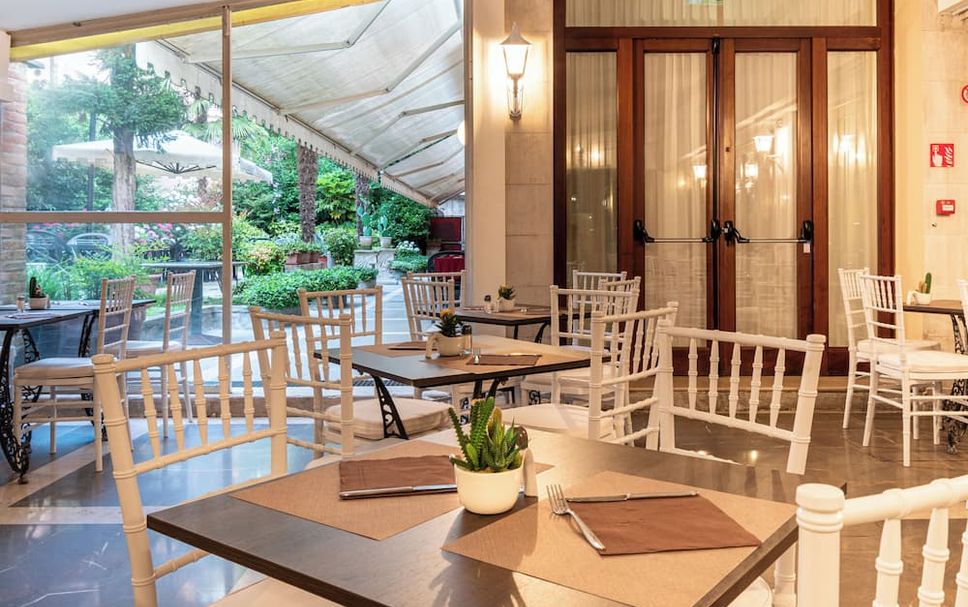 レストラン 写真